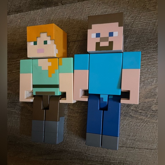 Alex & Steve Minecraft Figures - Picture 1 of 2